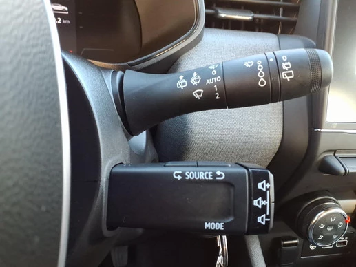 Renault Clio - Afbeelding 23 van 28