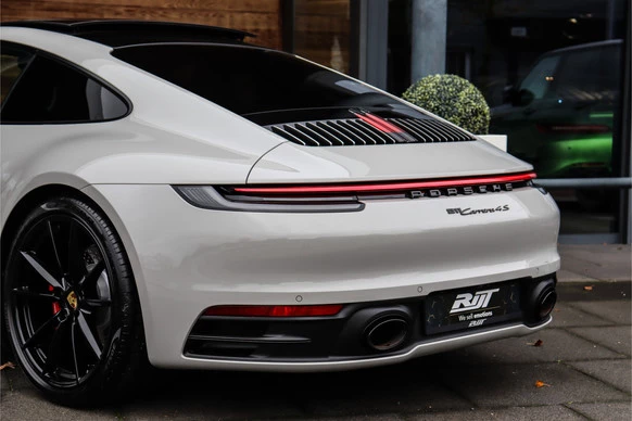 Porsche 911 - Afbeelding 28 van 30