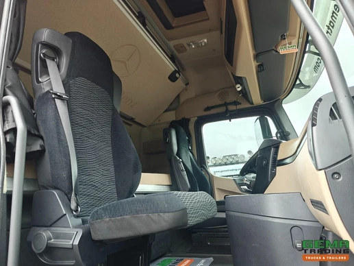 Mercedes-Benz Actros - Afbeelding 16 van 25