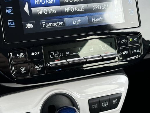 Toyota Prius - Afbeelding 4 van 30