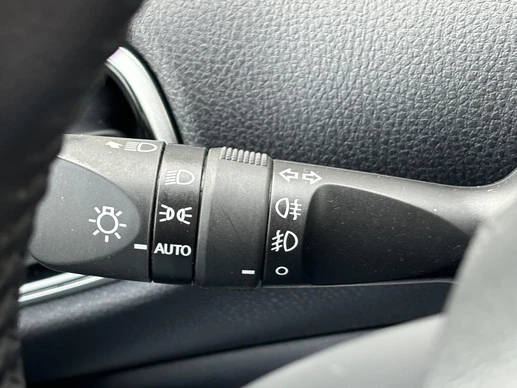 Toyota Prius - Afbeelding 19 van 30