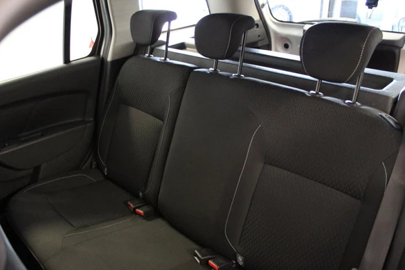 Dacia Logan - Afbeelding 11 van 30