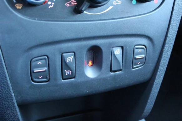 Dacia Logan - Afbeelding 25 van 30