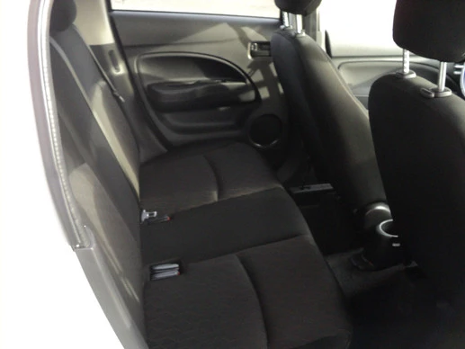 Mitsubishi Space Star - Afbeelding 20 van 30