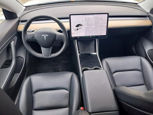 Tesla Model 3 - Afbeelding 4 van 7