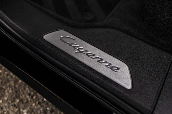 Porsche Cayenne - Afbeelding 25 van 30