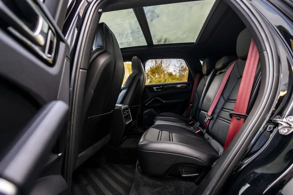 Porsche Cayenne - Afbeelding 26 van 30