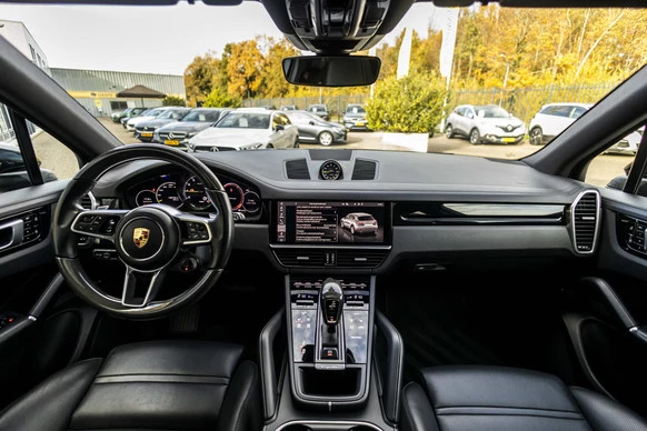 Porsche Cayenne - Afbeelding 28 van 30