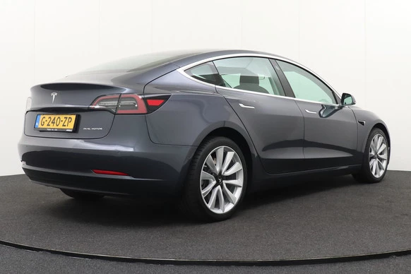 Tesla Model 3 - Afbeelding 2 van 29