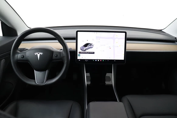 Tesla Model 3 - Afbeelding 8 van 29