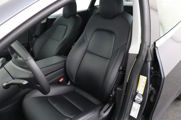 Tesla Model 3 - Afbeelding 9 van 29