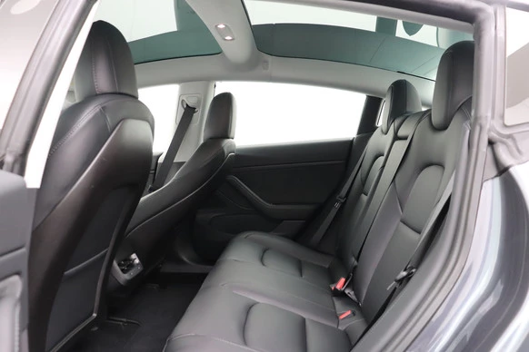 Tesla Model 3 - Afbeelding 12 van 29