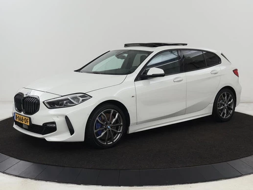 BMW 1 Serie - Afbeelding 1 van 30
