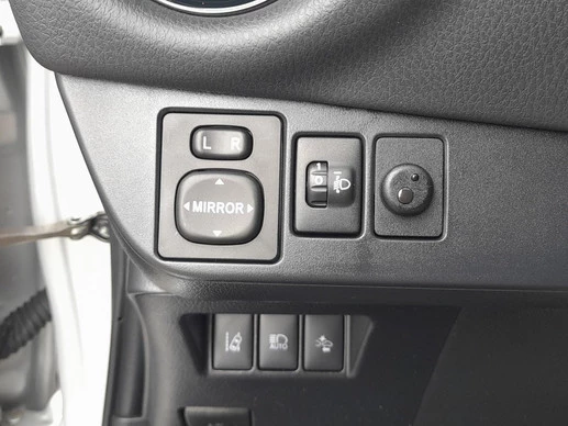 Toyota Yaris - Afbeelding 26 van 30