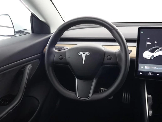 Tesla Model 3 - Afbeelding 8 van 25
