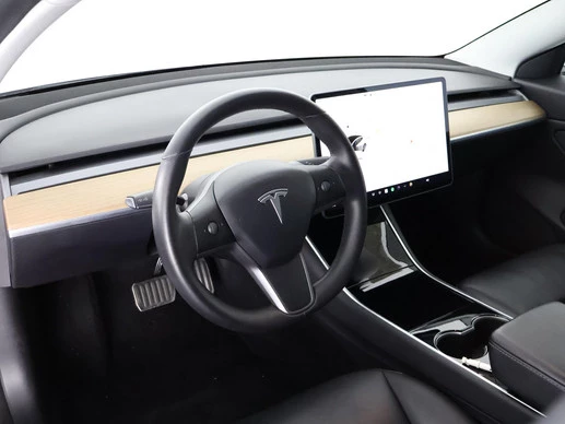 Tesla Model 3 - Afbeelding 9 van 25