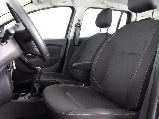 Dacia Logan - Afbeelding 17 van 30