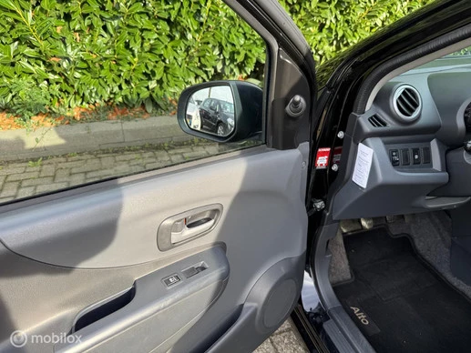 Suzuki Alto - Afbeelding 14 van 17