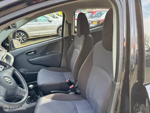 Suzuki Alto - Afbeelding 15 van 17