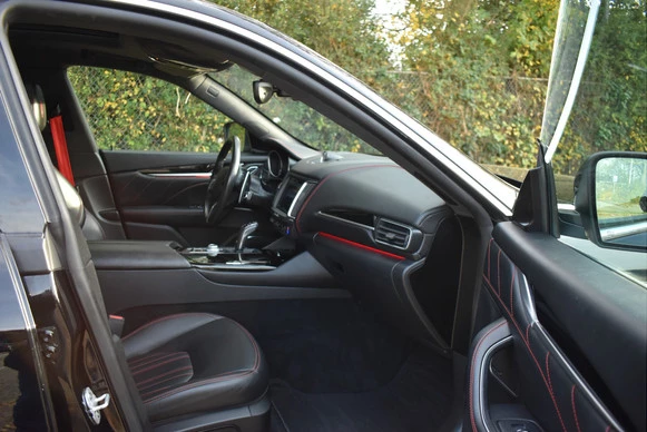 Maserati Levante - Afbeelding 16 van 30
