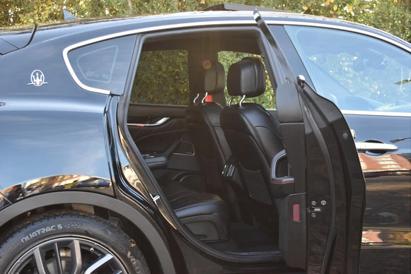 Maserati Levante - Afbeelding 13 van 30