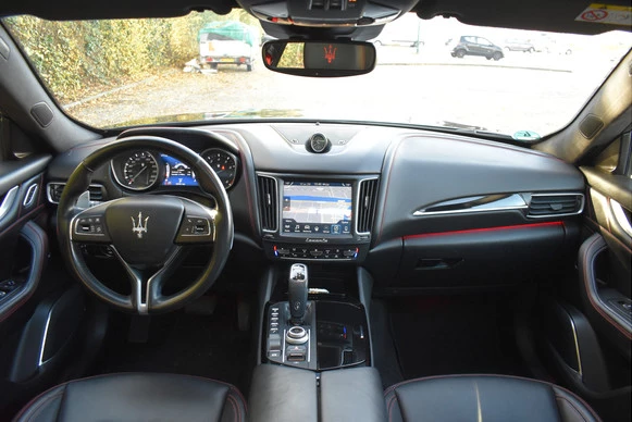 Maserati Levante - Afbeelding 14 van 30
