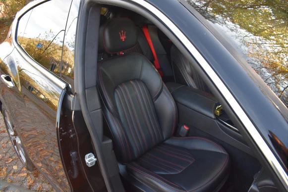 Maserati Levante - Afbeelding 15 van 30