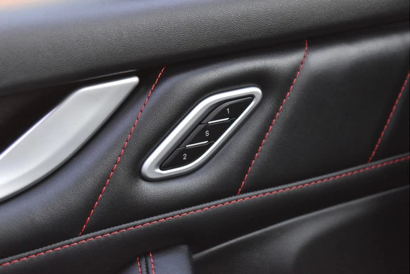 Maserati Levante - Afbeelding 17 van 30