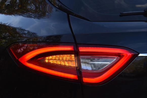 Maserati Levante - Afbeelding 28 van 30