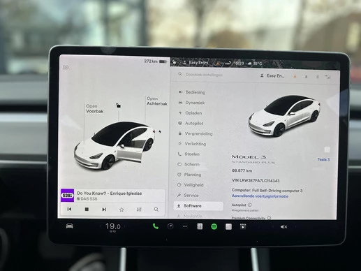 Tesla Model 3 - Afbeelding 14 van 23