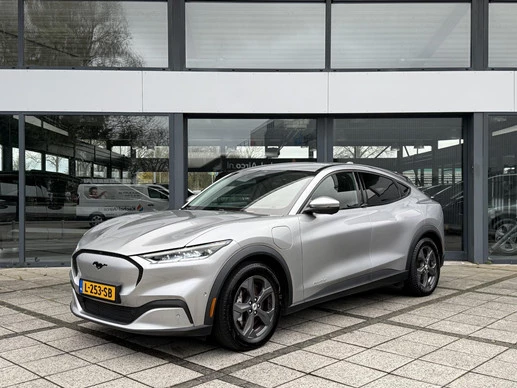 Ford Mustang Mach-E - Afbeelding 1 van 28