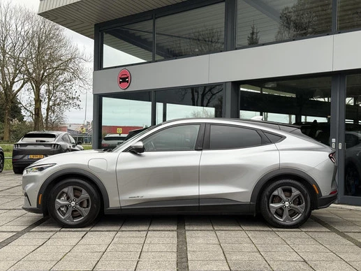 Ford Mustang Mach-E - Afbeelding 3 van 28