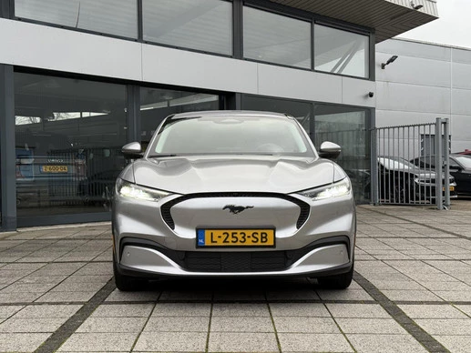 Ford Mustang Mach-E - Afbeelding 8 van 28