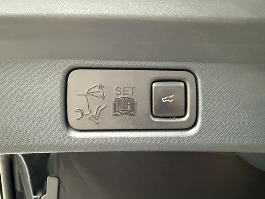 Ford Mustang Mach-E - Afbeelding 17 van 28