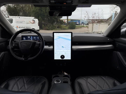 Ford Mustang Mach-E - Afbeelding 18 van 28