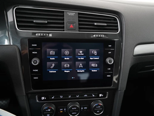 Volkswagen Golf - Afbeelding 16 van 30