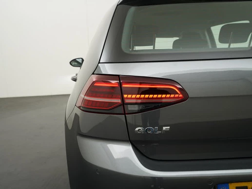 Volkswagen Golf - Afbeelding 21 van 30