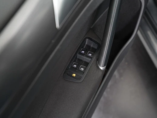 Volkswagen Golf - Afbeelding 27 van 30