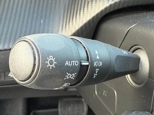 Peugeot e-2008 - Afbeelding 18 van 26