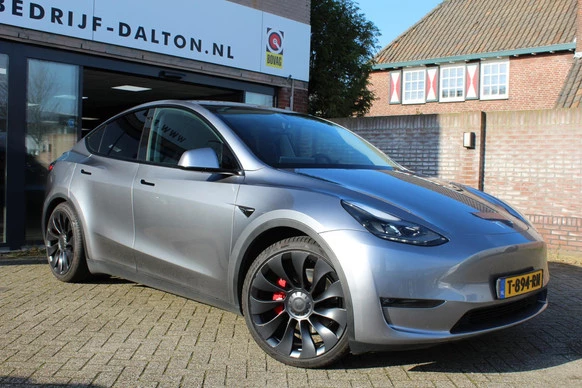 Tesla Model Y - Afbeelding 1 van 20