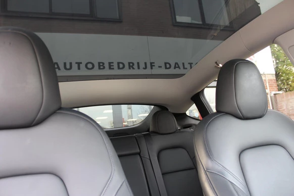 Tesla Model Y - Afbeelding 15 van 20