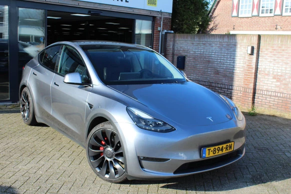 Tesla Model Y - Afbeelding 18 van 20