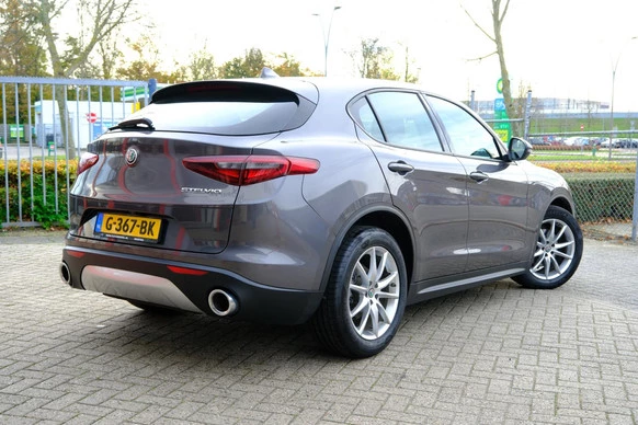Alfa Romeo Stelvio - Afbeelding 3 van 30