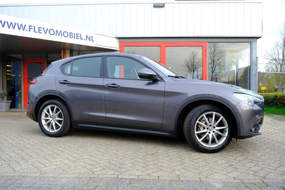 Alfa Romeo Stelvio - Afbeelding 4 van 30