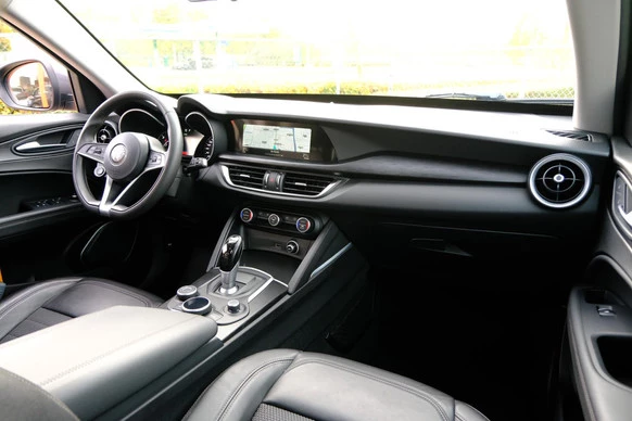 Alfa Romeo Stelvio - Afbeelding 5 van 30