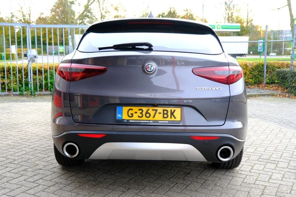 Alfa Romeo Stelvio - Afbeelding 8 van 30