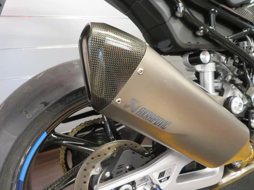 BMW M 1000 RR - Afbeelding 7 van 13