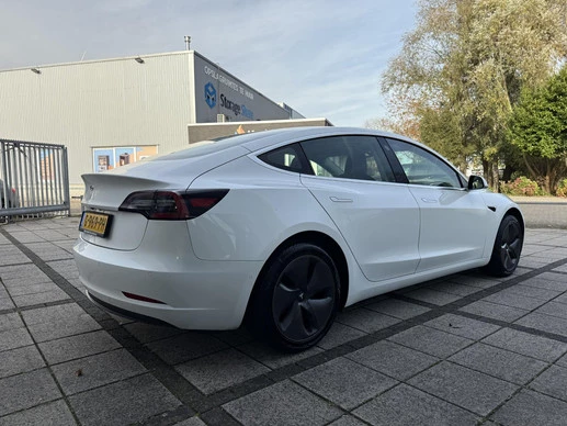 Tesla Model 3 - Afbeelding 6 van 26