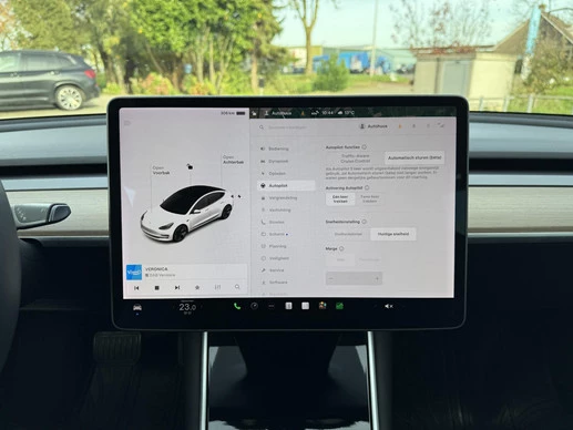 Tesla Model 3 - Afbeelding 24 van 26