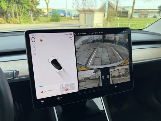 Tesla Model 3 - Afbeelding 25 van 26